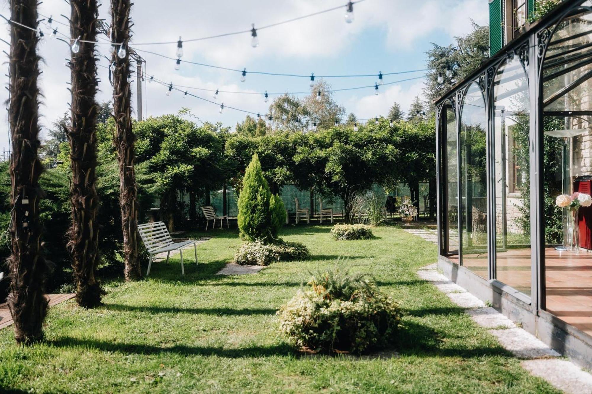 Wonderful Villa Between Como And Milano Sirtori Экстерьер фото